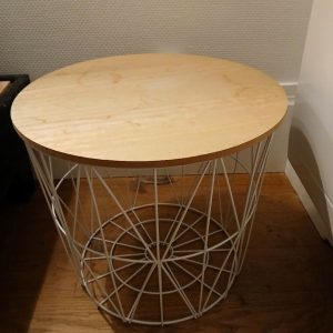 TABLE CAFE MET KUMI BLANC PM 157055B