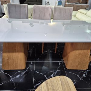 LUXOR TABLE - 1,80M WITH  GLASS / ALMOND CL/OFF WHITE