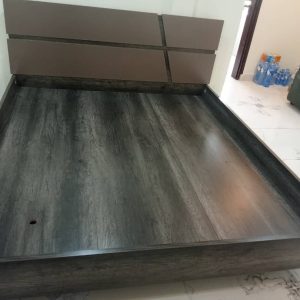 LIT QUIN + 2 CHEVETS  180X200CM  COULEUR  DARK Walnut+ Grey( DISPONIBLE DE 20 JOURS)